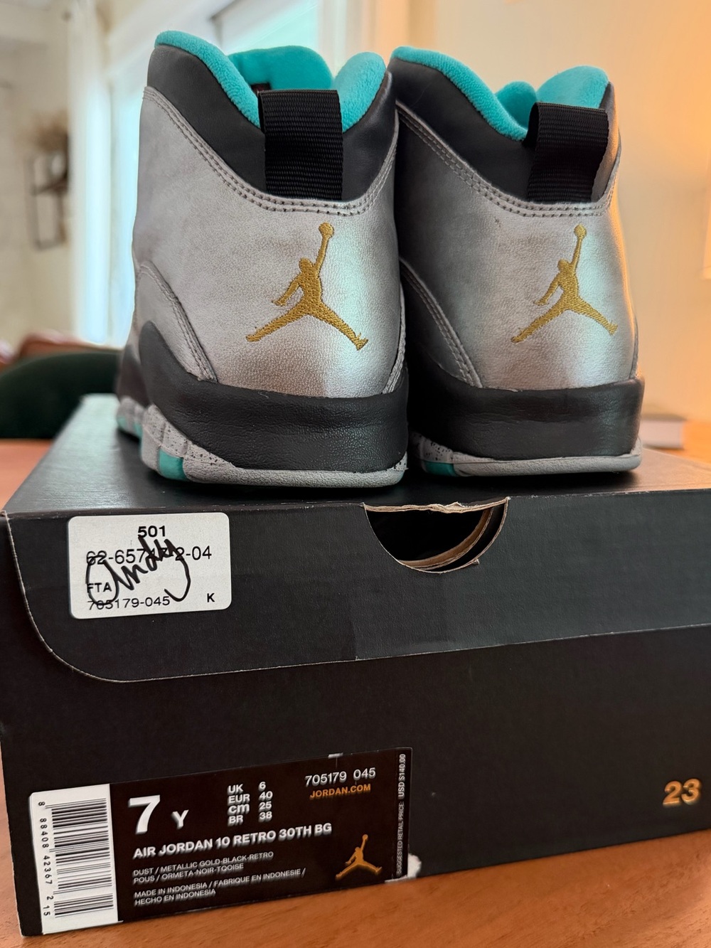 Jordan 10 Retro - Picture 2 of 6